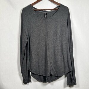 Yogalicious Gray Long Sleeve Top